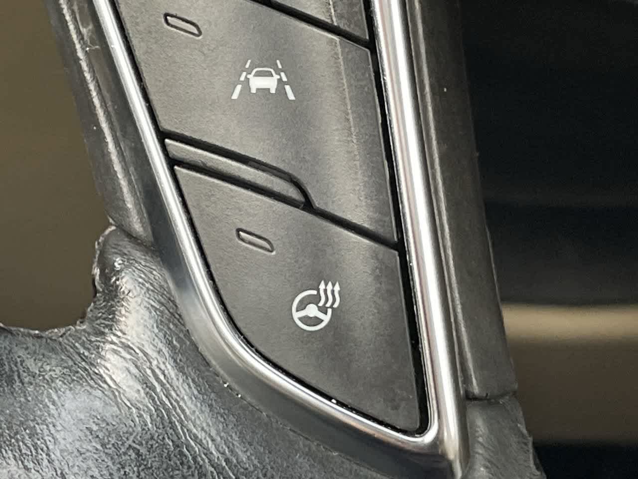 Used 2019 Cadillac XT5 Luxury FWD image 24