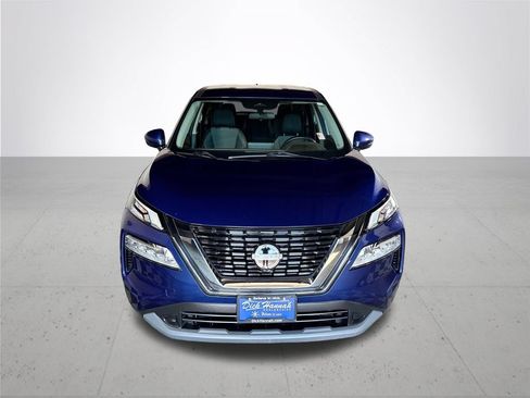 Used 2022 Nissan Rogue SV AWD/4WD image 3