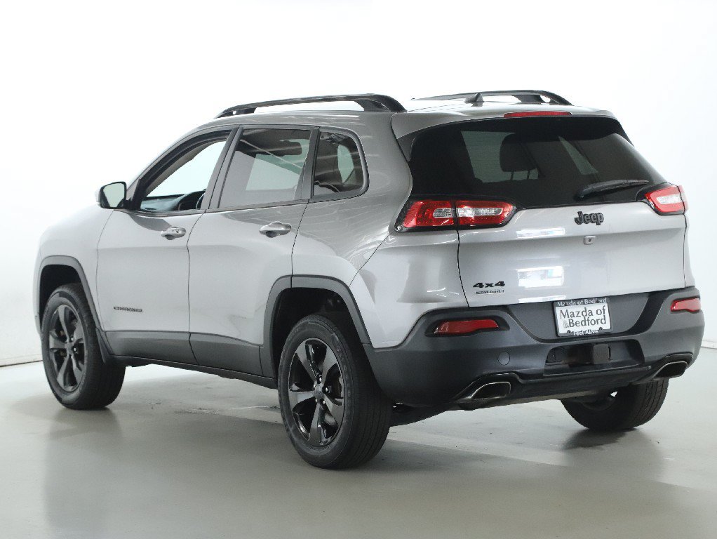 Used 2016 Jeep Cherokee High Altitude w/ Luxury Group AWD/4WD image 41