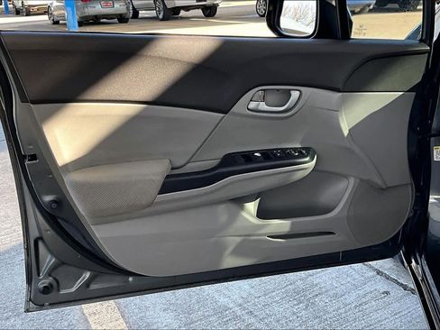Used 2012 Honda Civic LX image 21