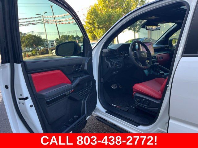 Used 2025 Toyota Tacoma TRD Pro AWD/4WD image 4