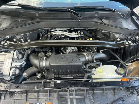 Used 2025 Ford Explorer ST AWD/4WD image 27