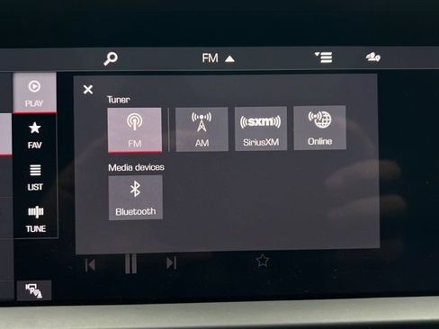 Used 2023 Porsche Macan S image 24