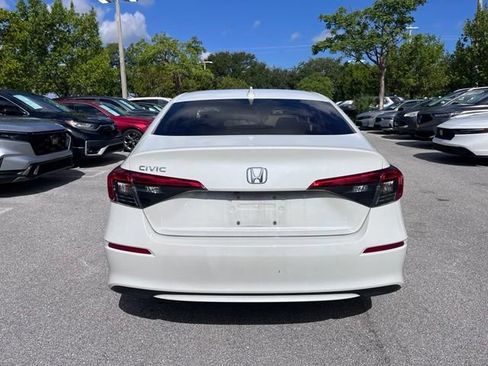 Used 2024 Honda Civic EX image 3