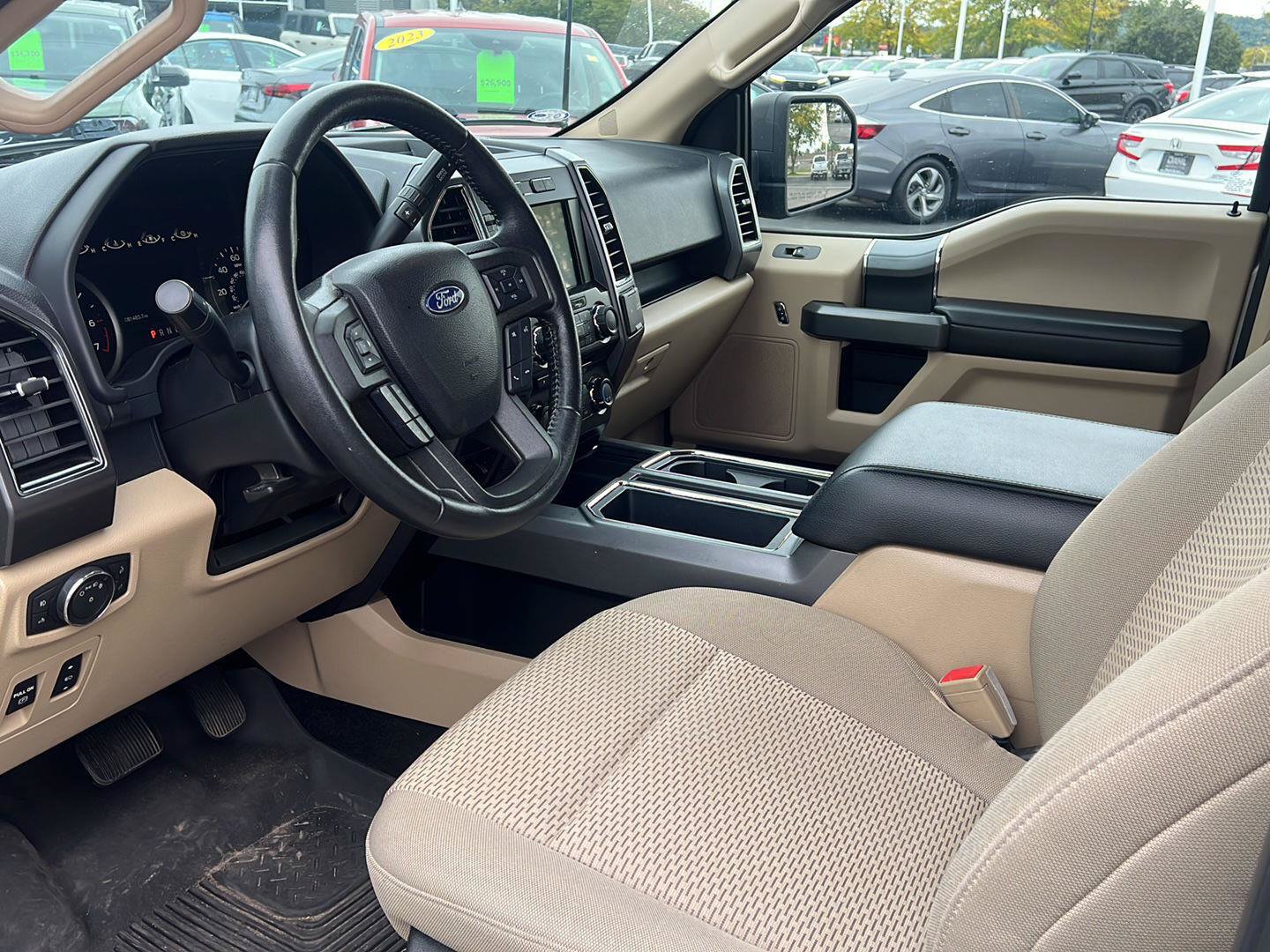 Used 2018 Ford F150 XLT w/ Equipment Group 302A Luxury AWD/4WD image 17