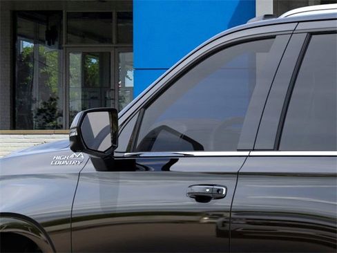 New 2026 Chevrolet Tahoe High Country image 12