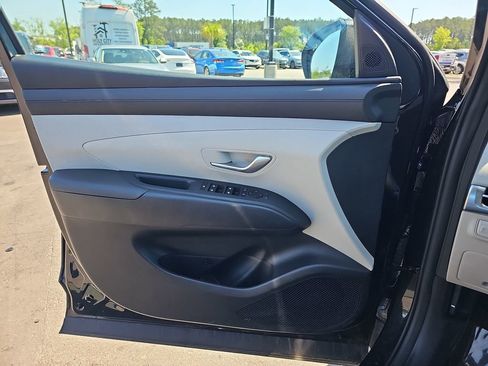Used 2025 Hyundai Tucson SEL FWD image 32