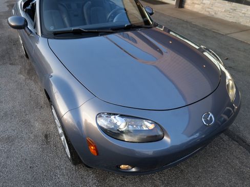 Used 2008 MAZDA MX-5 Miata Grand Touring w/ Premium Pkg image 71