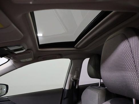 Certified 2024 Subaru Crosstrek 2.0i Premium image 12