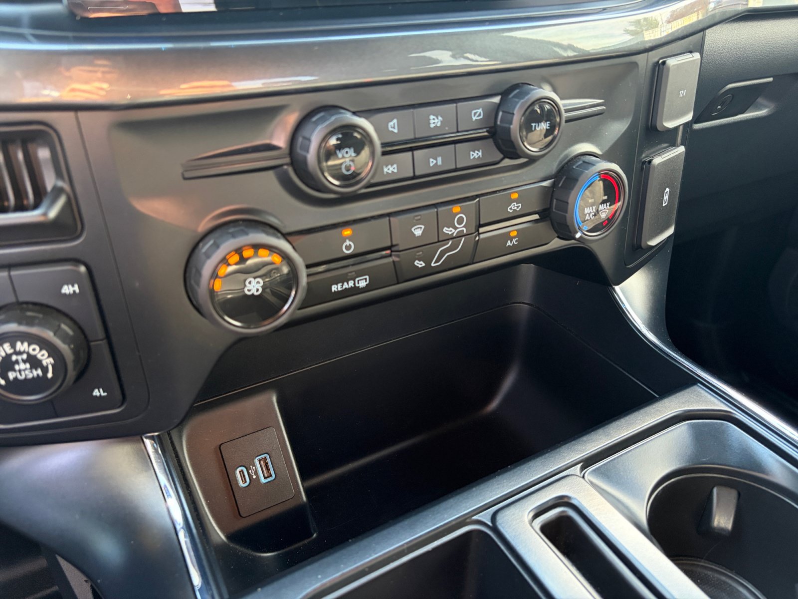 Used 2024 Ford F150 STX AWD/4WD image 30
