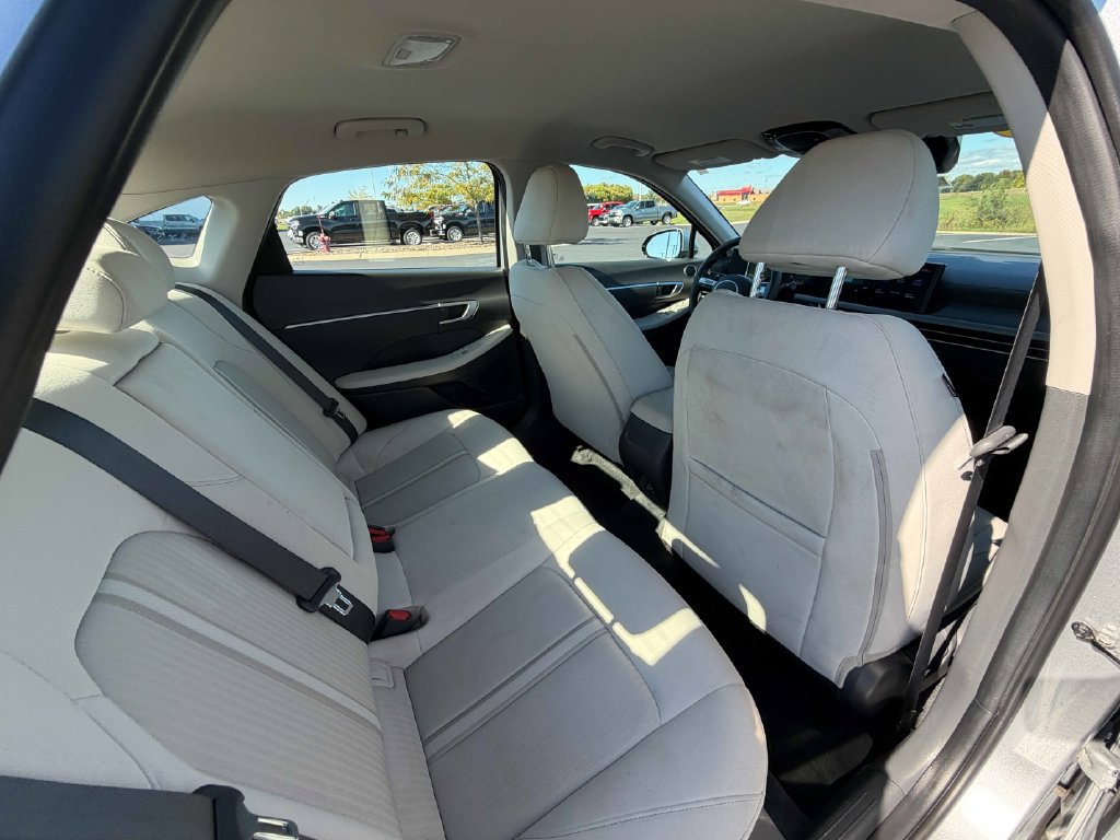 Used 2025 Hyundai Sonata SEL FWD image 26