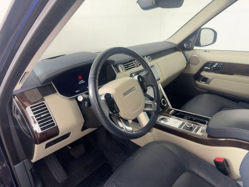 Used 2018 Land Rover Range Rover HSE image 4