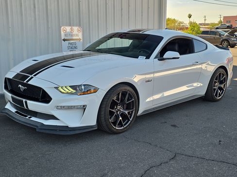 Used 2020 Ford Mustang GT Premium w/ Performance Package - Level 2 image 3