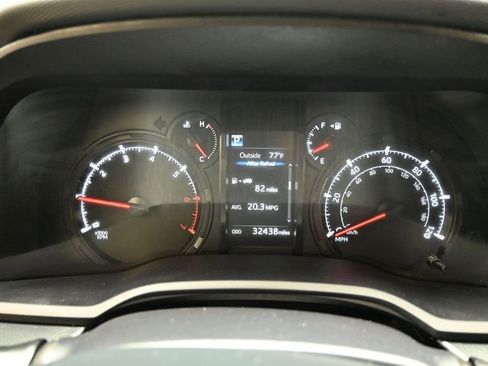 Used 2024 Toyota 4Runner SR5 AWD/4WD image 15