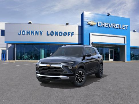 New 2026 Chevrolet TrailBlazer LT w/ Driver Confidence Package FWD image 8