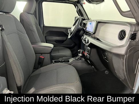 Used 2025 Jeep Wrangler Sport image 10