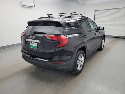 Used 2019 GMC Terrain SLE w/ Driver Convenience Package FWD image 9