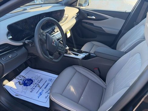 New 2026 Buick Envista Avenir image 16