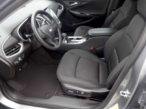 Used 2024 Chevrolet Malibu LT image 10