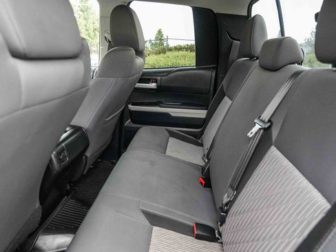 Used 2015 Toyota Tundra SR5 w/ SR5 Upgrade Package AWD/4WD image 22