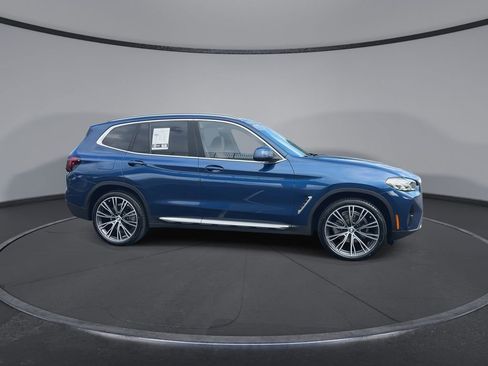 Used 2022 BMW X3 sDrive30i w/ Premium Package 2 (ZPA) RWD image 9