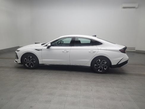 Used 2025 Hyundai Sonata SEL FWD image 3