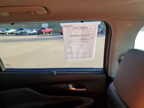 Used 2020 Hyundai Santa Fe Limited image 16