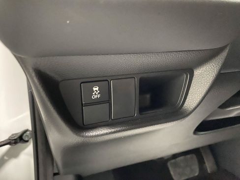 Used 2024 Honda HR-V LX image 19