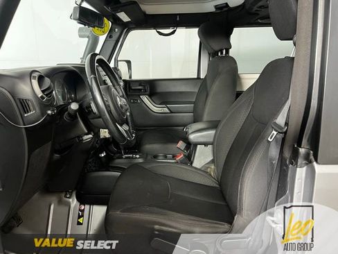 Used 2014 Jeep Wrangler Sport image 10