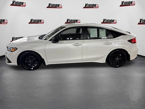 Used 2023 Honda Civic Sport image 8