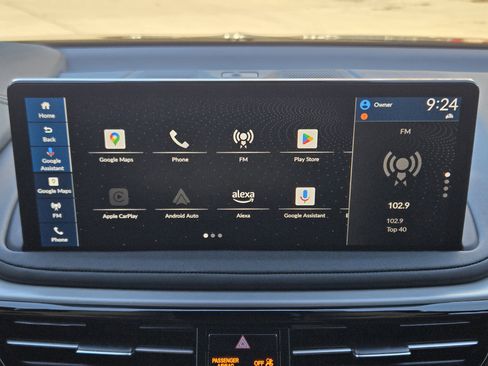 Used 2025 Acura MDX w/ Technology Package image 18