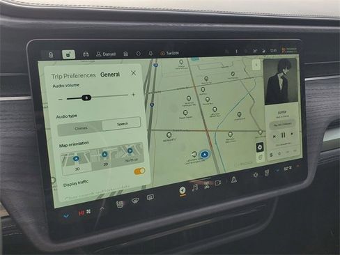 Used 2024 Rivian R1S Adventure image 20