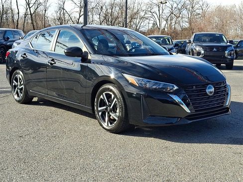 Used 2024 Nissan Sentra SV image 4
