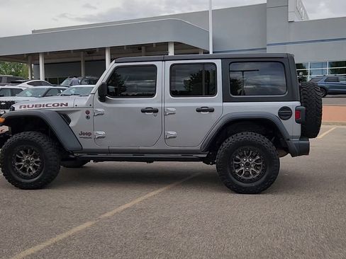 Used 2019 Jeep Wrangler Unlimited Rubicon w/ Cold Weather Group AWD/4WD image 24