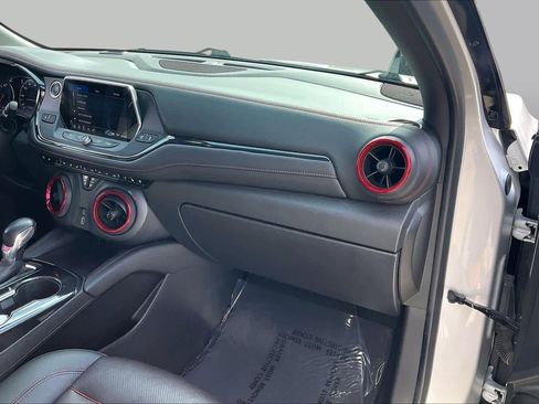 Used 2022 Chevrolet Blazer RS w/ Enhanced Convenience Package FWD image 18