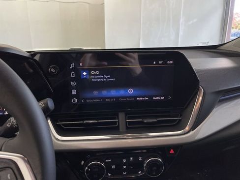 New 2026 Chevrolet Trax LT w/ Driver Confidence Package FWD image 25