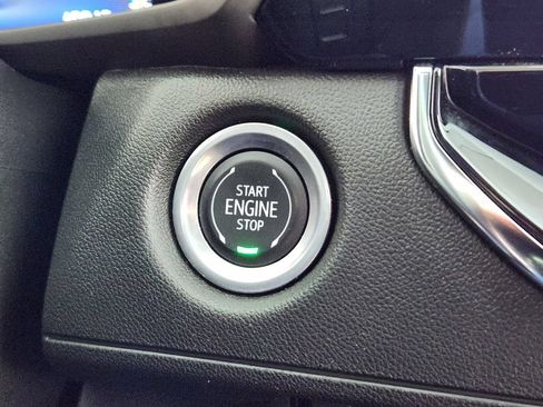 Used 2023 Chevrolet Colorado Trail Boss AWD/4WD image 26