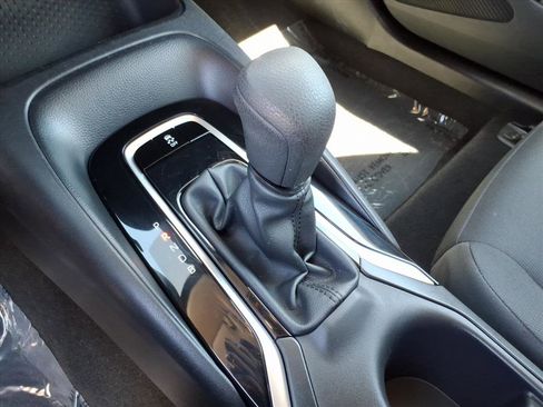 Used 2024 Toyota Corolla LE image 31