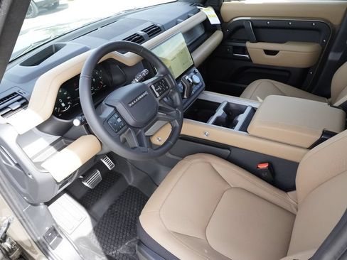 New 2026 Land Rover Defender 110 X AWD/4WD image 18