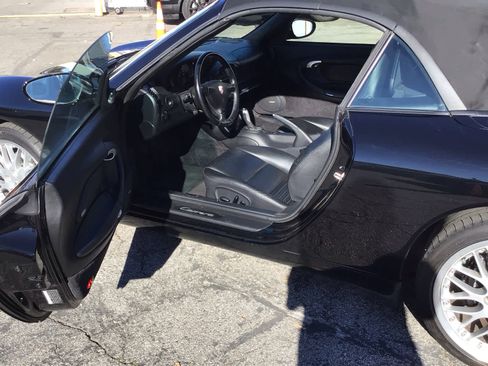 Used 2002 Porsche 911 Carrera image 5