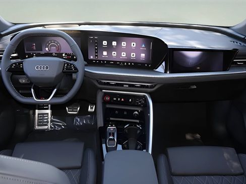 New 2026 Audi SQ5 Premium Plus AWD/4WD image 13