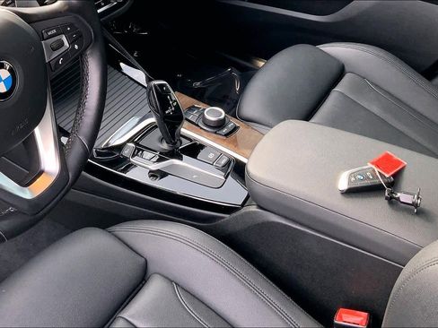 Used 2019 BMW X3 sDrive30i w/ Driving Assistance Package image 17