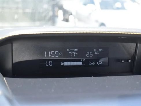 Used 2021 Subaru Crosstrek 2.5i Sport w/ Moonroof Package AWD/4WD image 21
