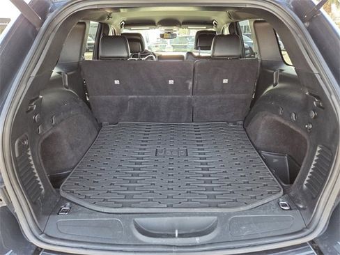 Used 2018 Jeep Grand Cherokee Altitude image 13