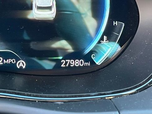 Used 2023 Genesis GV70 2.5T w/ Sport Prestige Package image 13