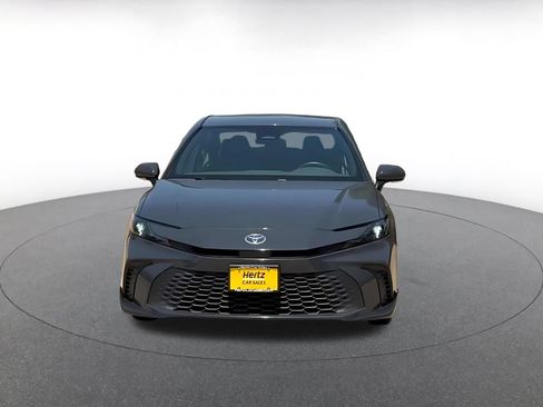 Used 2026 Toyota Camry SE FWD image 4