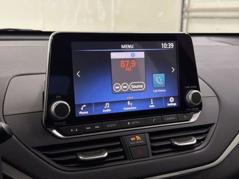 Used 2025 Nissan Altima 2.5 S image 22