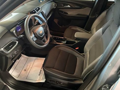 Used 2023 Chevrolet TrailBlazer LT w/ Convenience Package AWD/4WD image 10