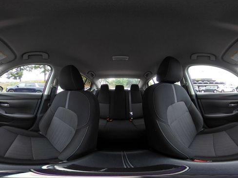 Used 2025 Nissan Sentra SV FWD image 42