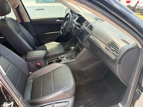 Used 2021 Volkswagen Tiguan SEL AWD/4WD image 6